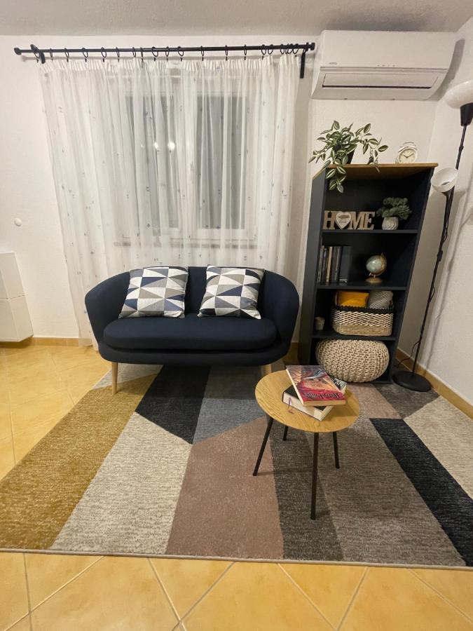 Kn House With Two Apartments Near Sea Rogoznica  Esterno foto
